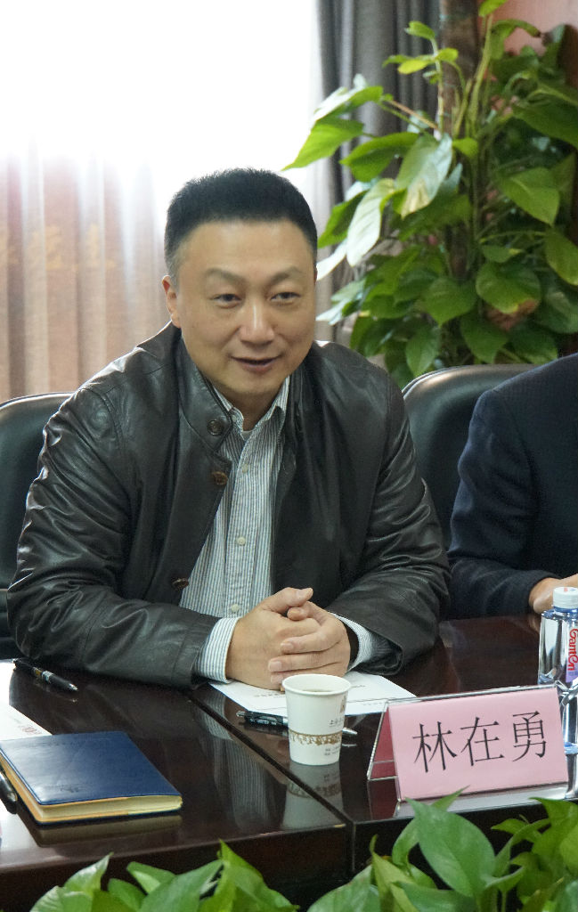 林书记_副本.jpg
